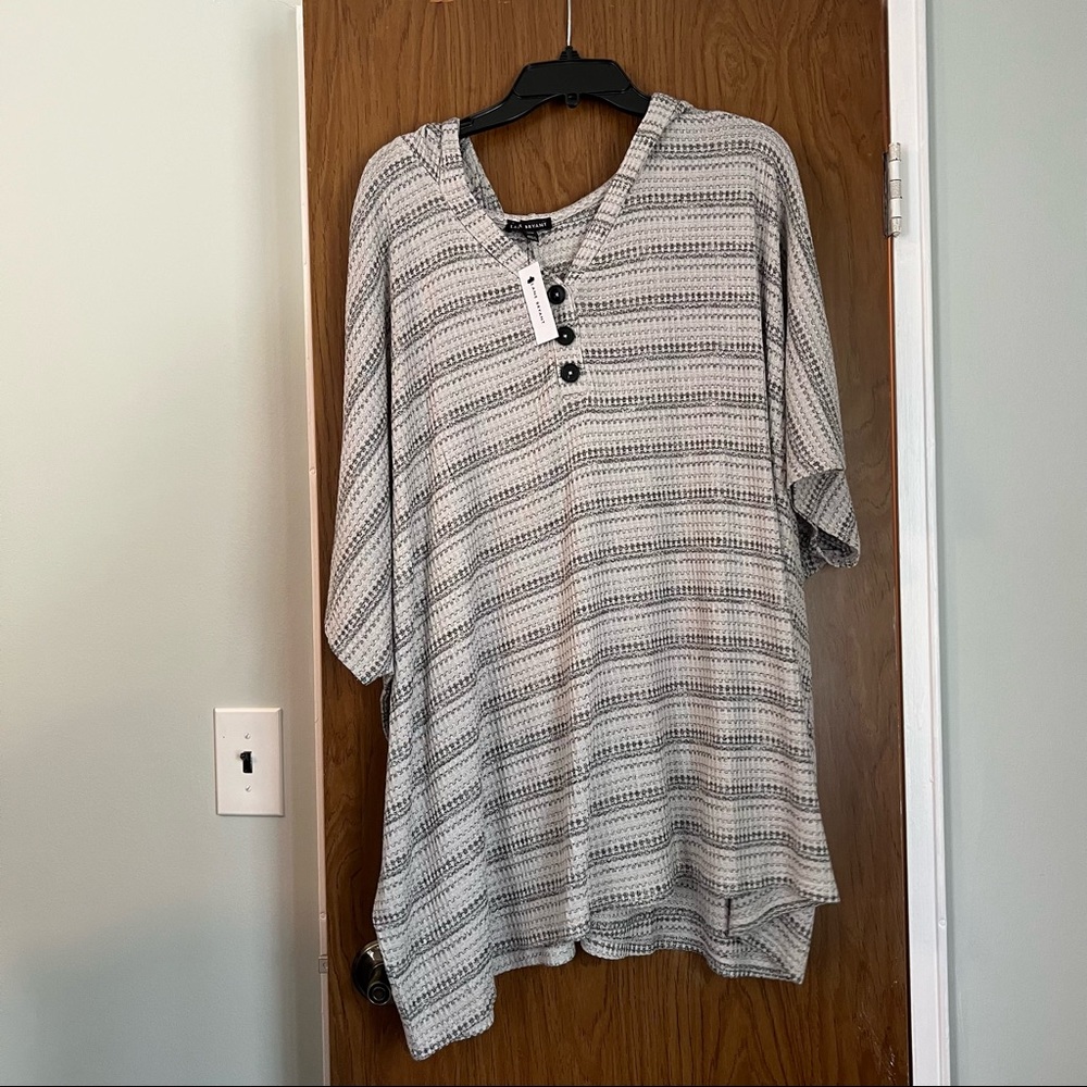 Lane Bryant grey striped blouse w/ hood size 26/28
